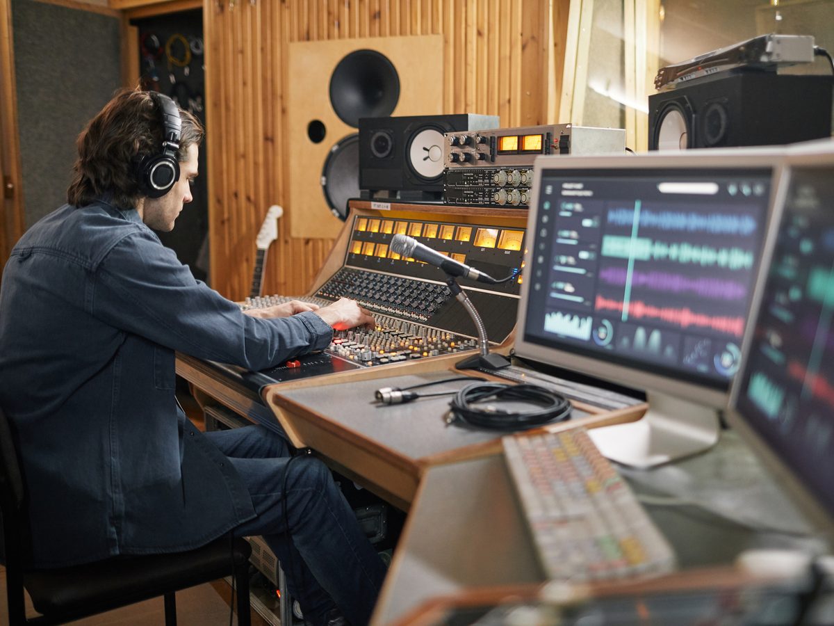 Diplomado en Producción Musical en UNIVEMM